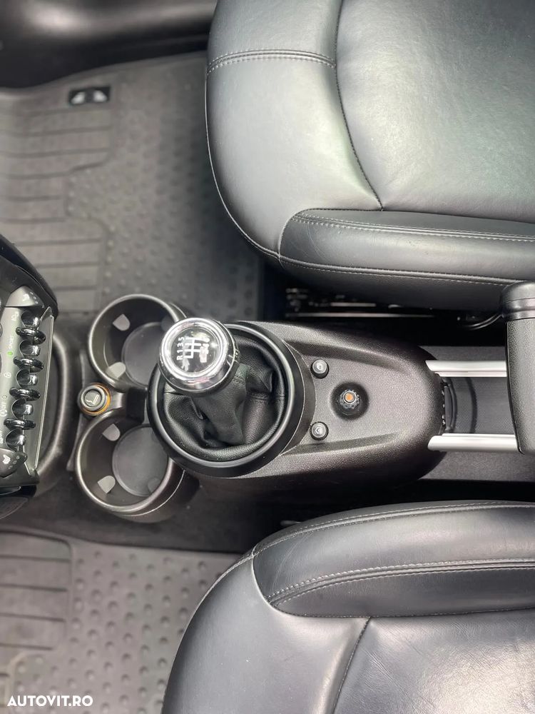 Mini Countryman - 15