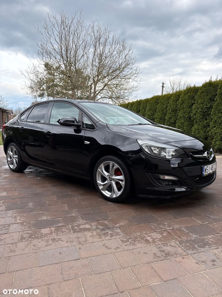 Opel Astra 1.4 T Active EU6 - 1