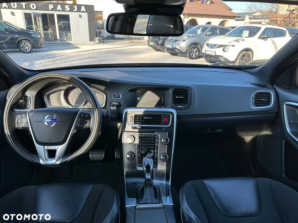 Volvo S60 D2 Drive-E R-Design Kinetic - 23