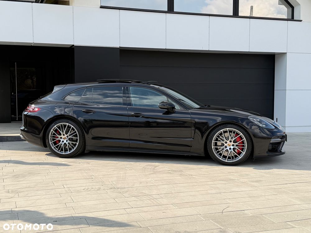 Porsche Panamera Turbo - 27