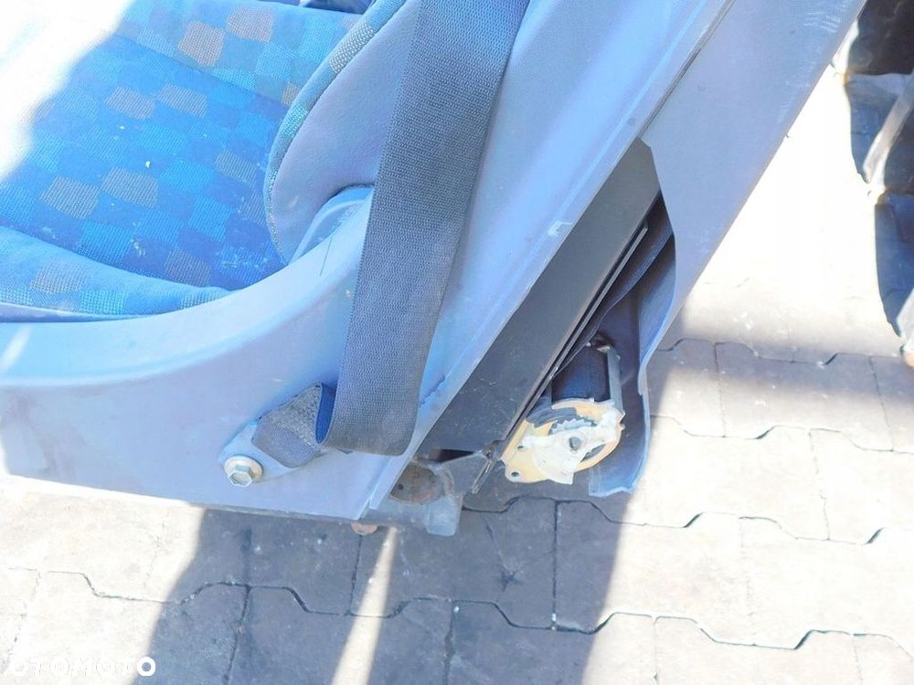 MERCEDES VITO I W638 2001r FOTELE SIEDZENIA KANAPA 3 RZĄD - 7