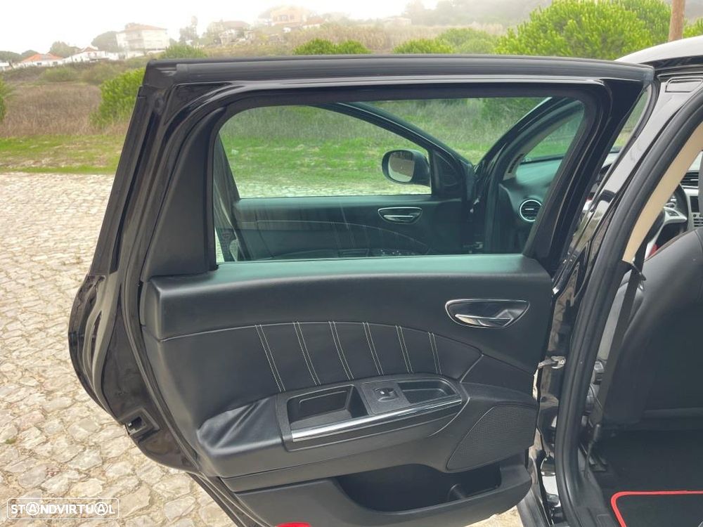 Lancia Delta 1.6 M-Jet Platino - 40