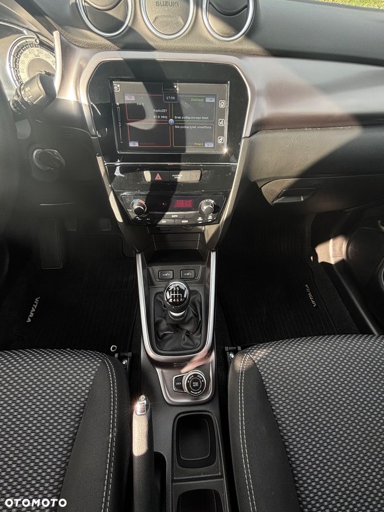 Suzuki Vitara 1.4 Boosterjet mHEV Premium Plus 4WD - 18