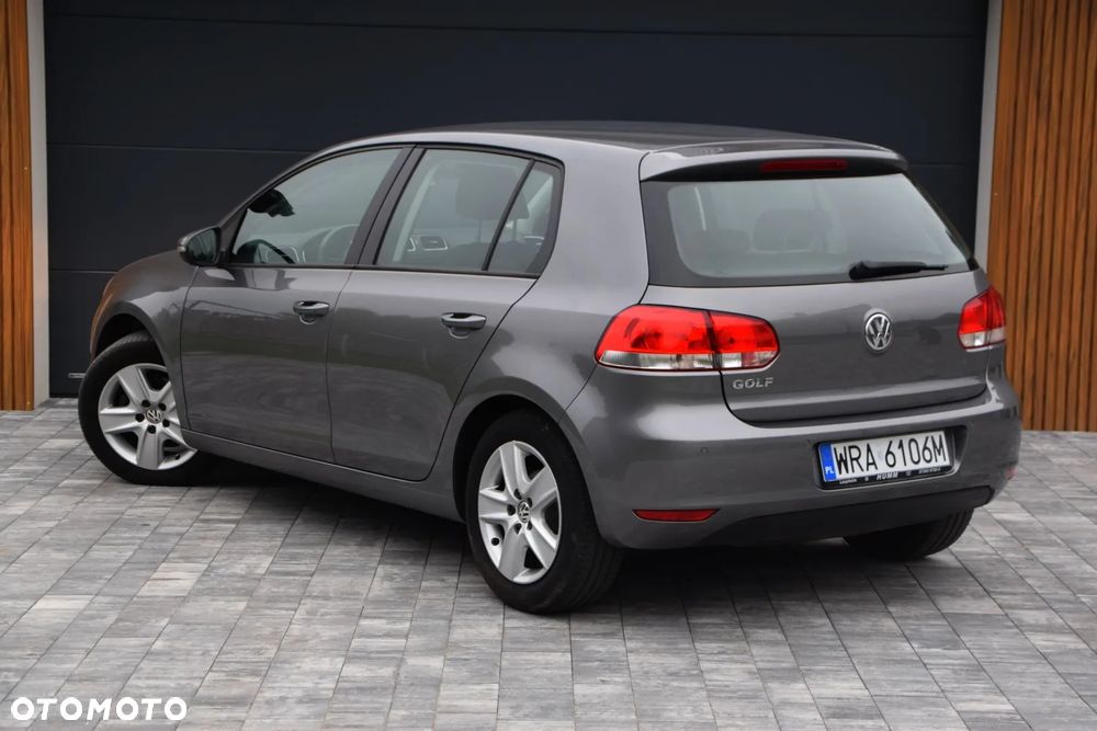Volkswagen Golf 1.6 Comfortline - 11