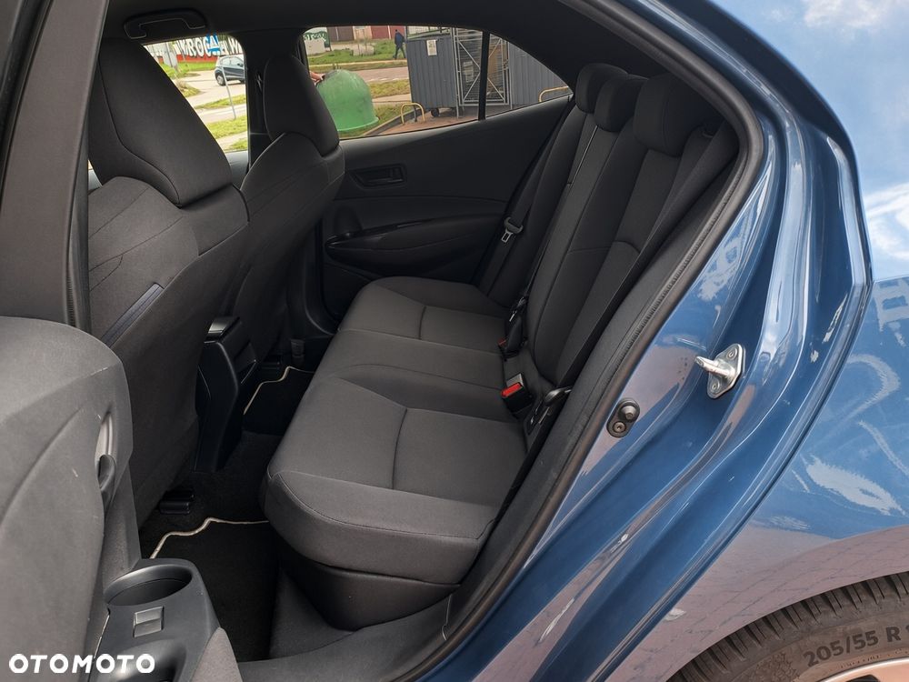Toyota Corolla 1.8 Hybrid Comfort - 13