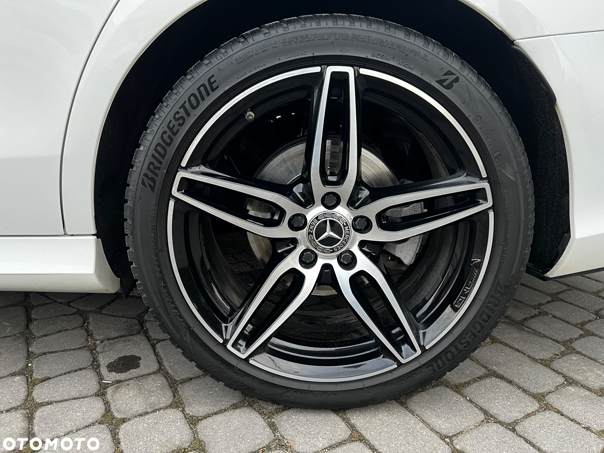 Mercedes-Benz Klasa E 220 d 4-Matic 9G-TRONIC - 7