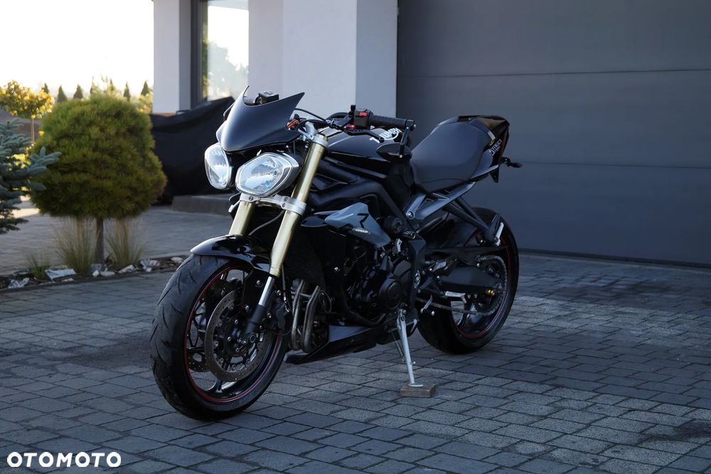 Triumph Street Triple - 2