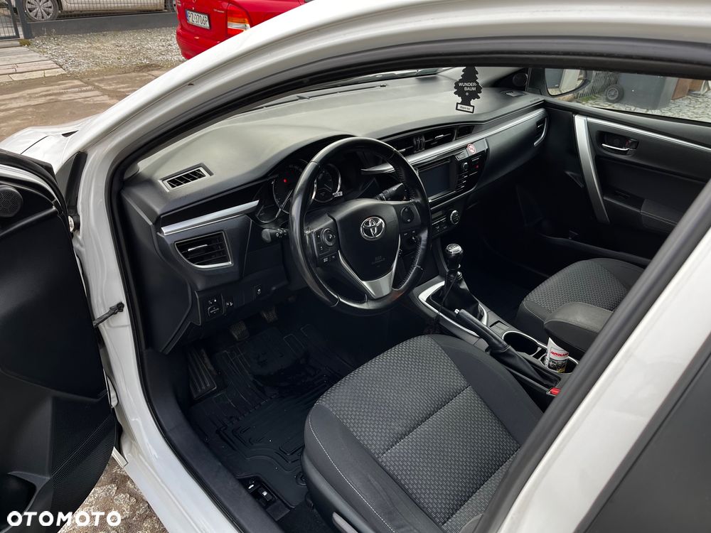 Toyota Corolla 1.6 Active - 14