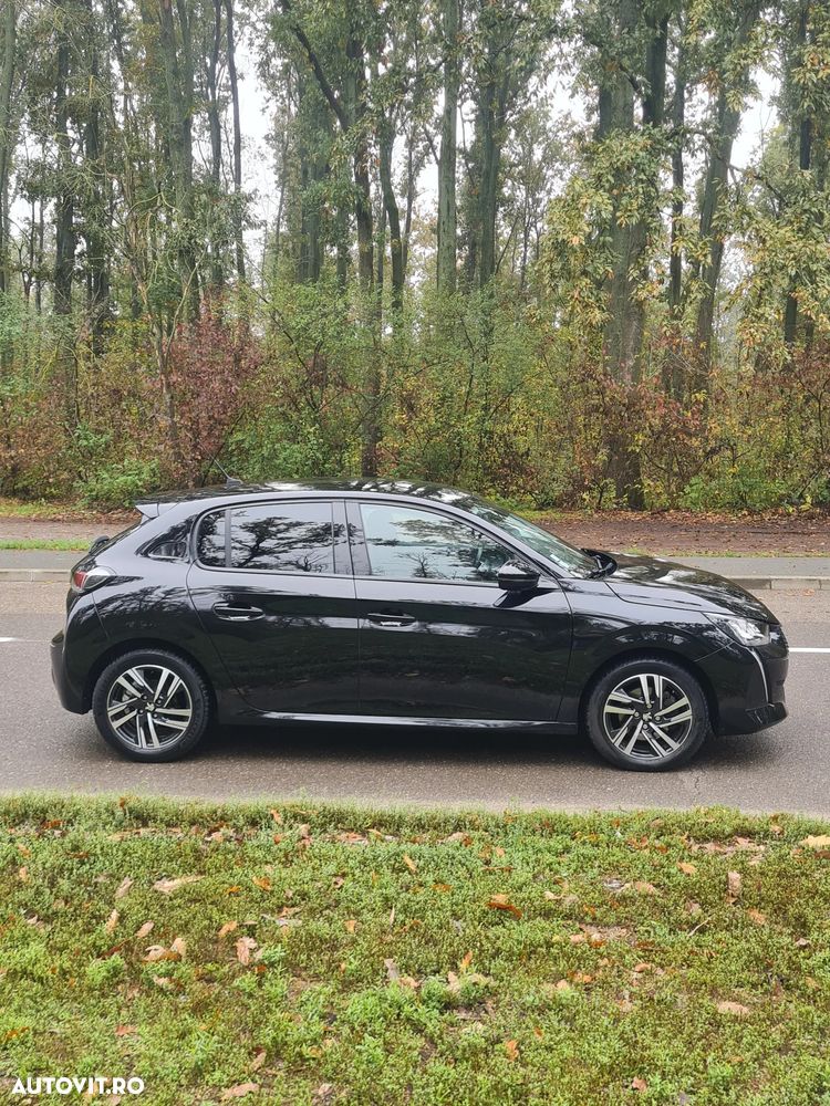 Peugeot 208 - 6