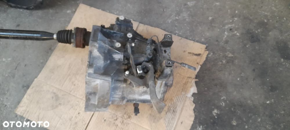 SKODA FABIA 1 skrzynia biegów 1,2 GSH - 5