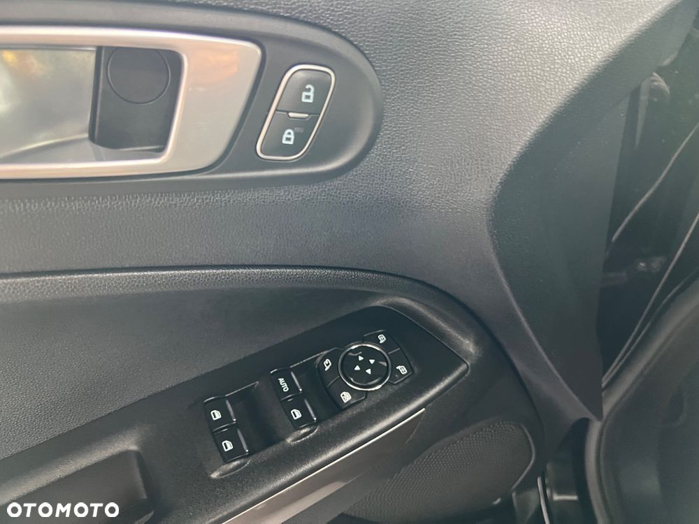 Ford EcoSport - 20