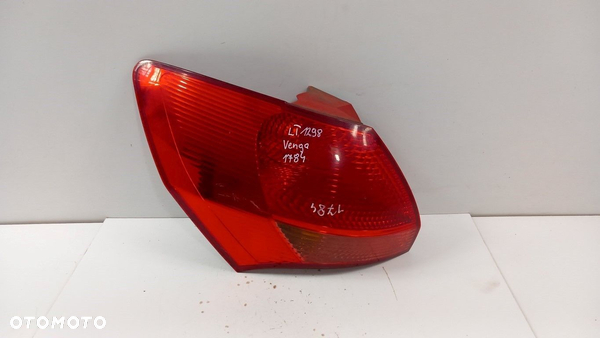 KIA VENGA 2 HB LAMPA TYŁ LEWA