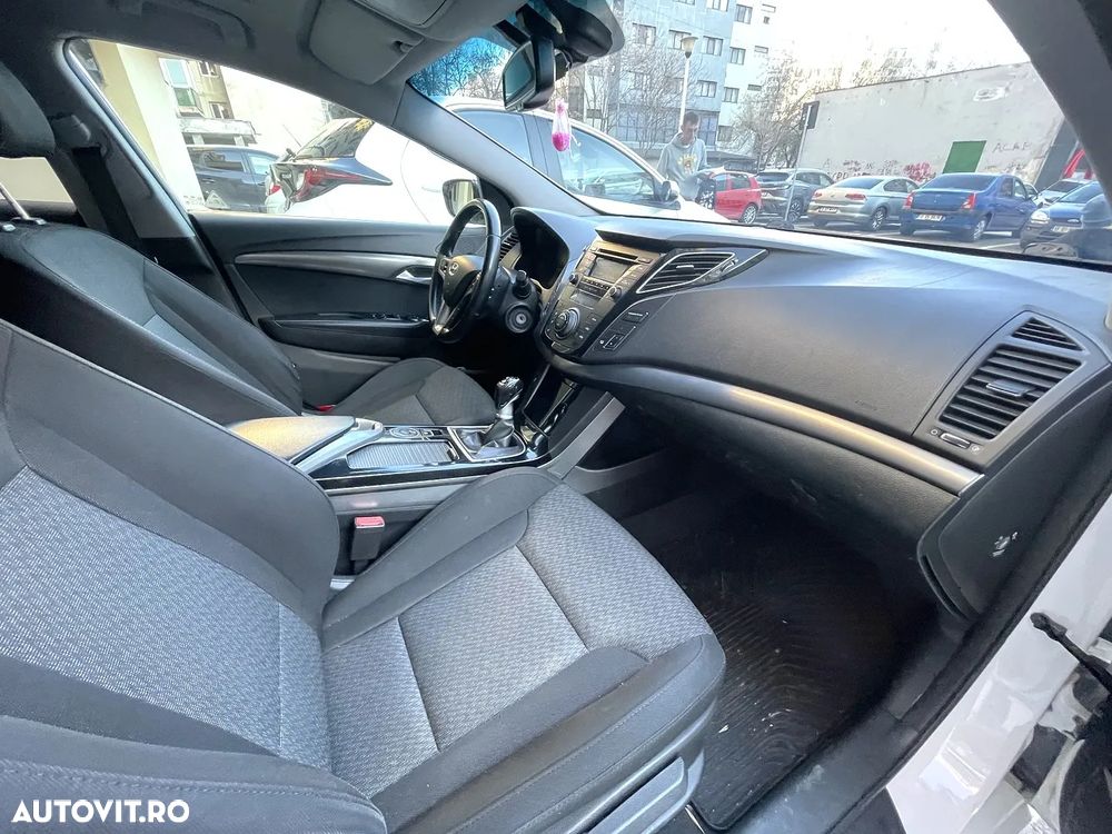 Hyundai i40 i40cw 1.7 CRDi Style - 9