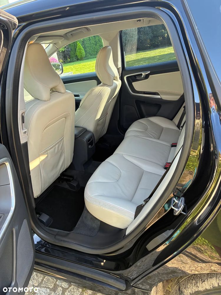 Volvo XC 60 D4 AWD Ocean Race - 18