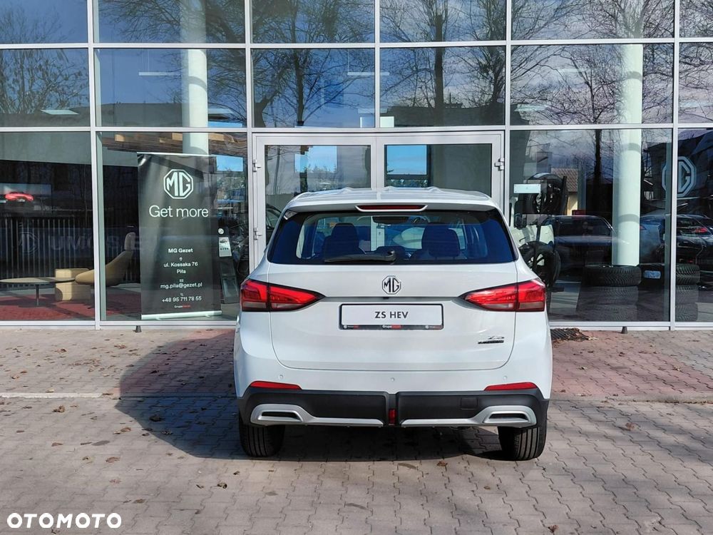 MG ZS - 4
