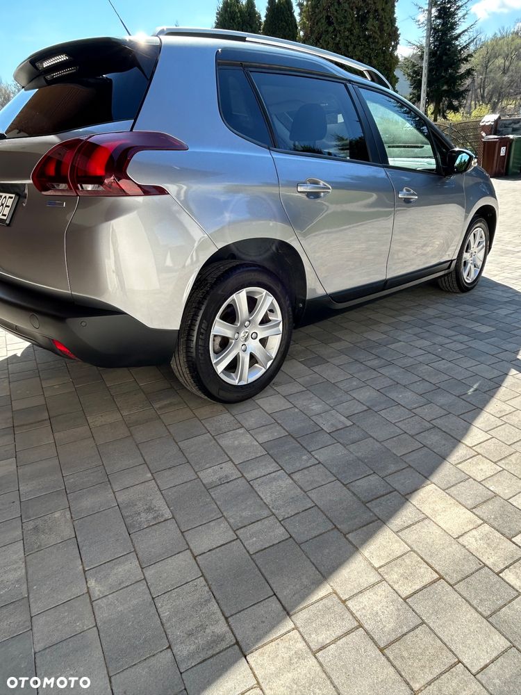 Peugeot 2008 - 6