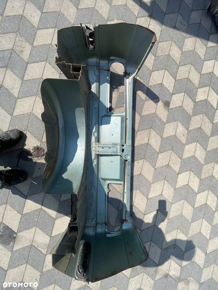 Bmw E30 pas tył - 4