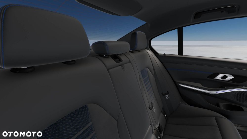 BMW Seria 3 318i M Sport - 8