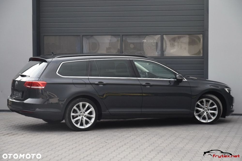 Volkswagen Passat - 12