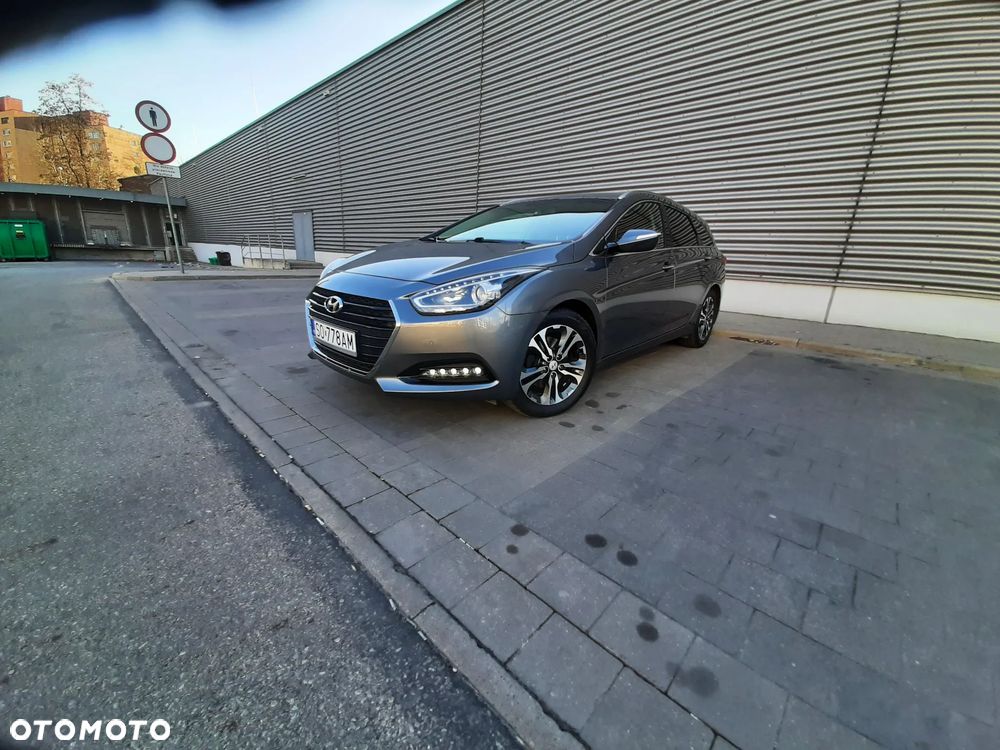 Hyundai i40 Kombi blue 1.7 CRDi DCT Trend - 15
