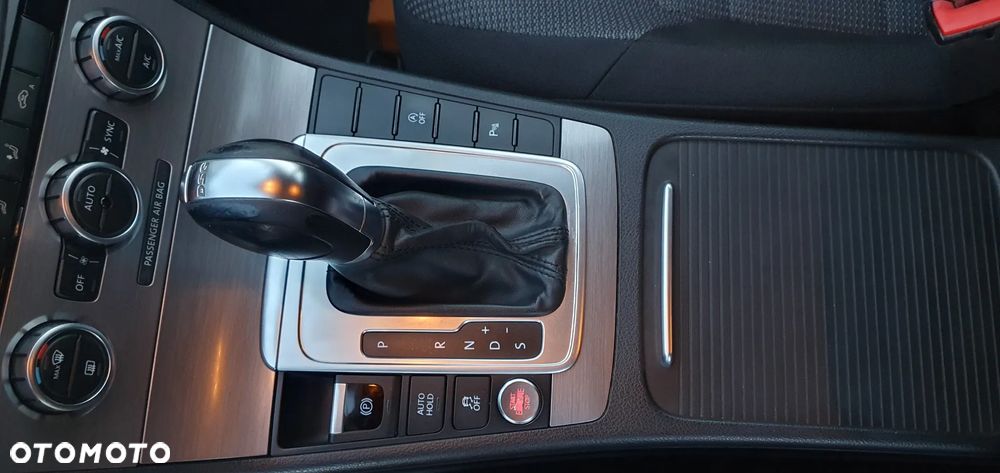 Volkswagen Passat 2.0 TDI Comfortline Optimum DSG - 35