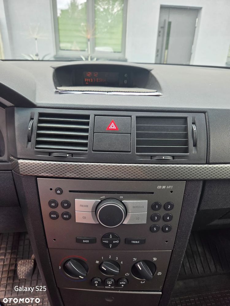 Opel Meriva 1.6 16V - 4