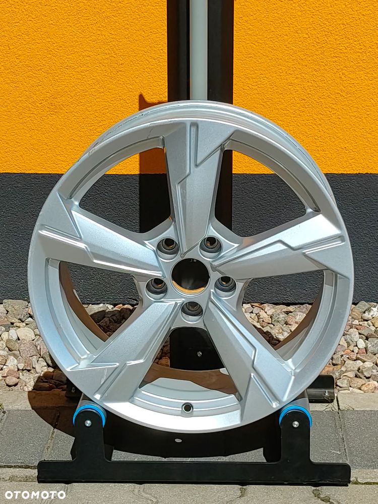 FELGA ALUMINIOWA 8Jx18H2 5x112 ET39/66,6 OE AUDI - 3