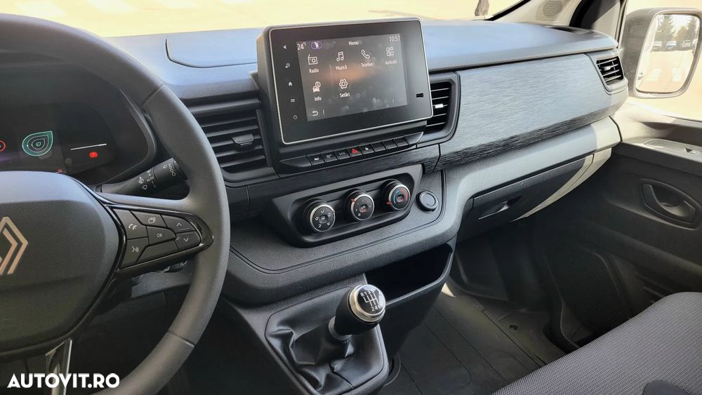 Renault Trafic Furgon - 14