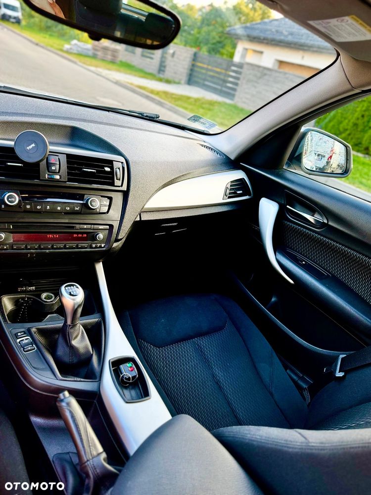 BMW Seria 1 114i - 5