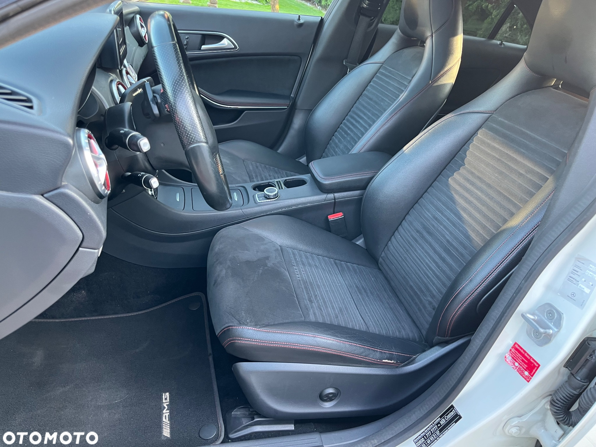 Mercedes-Benz CLA 200 CDI 7G-DCT AMG Line - 17