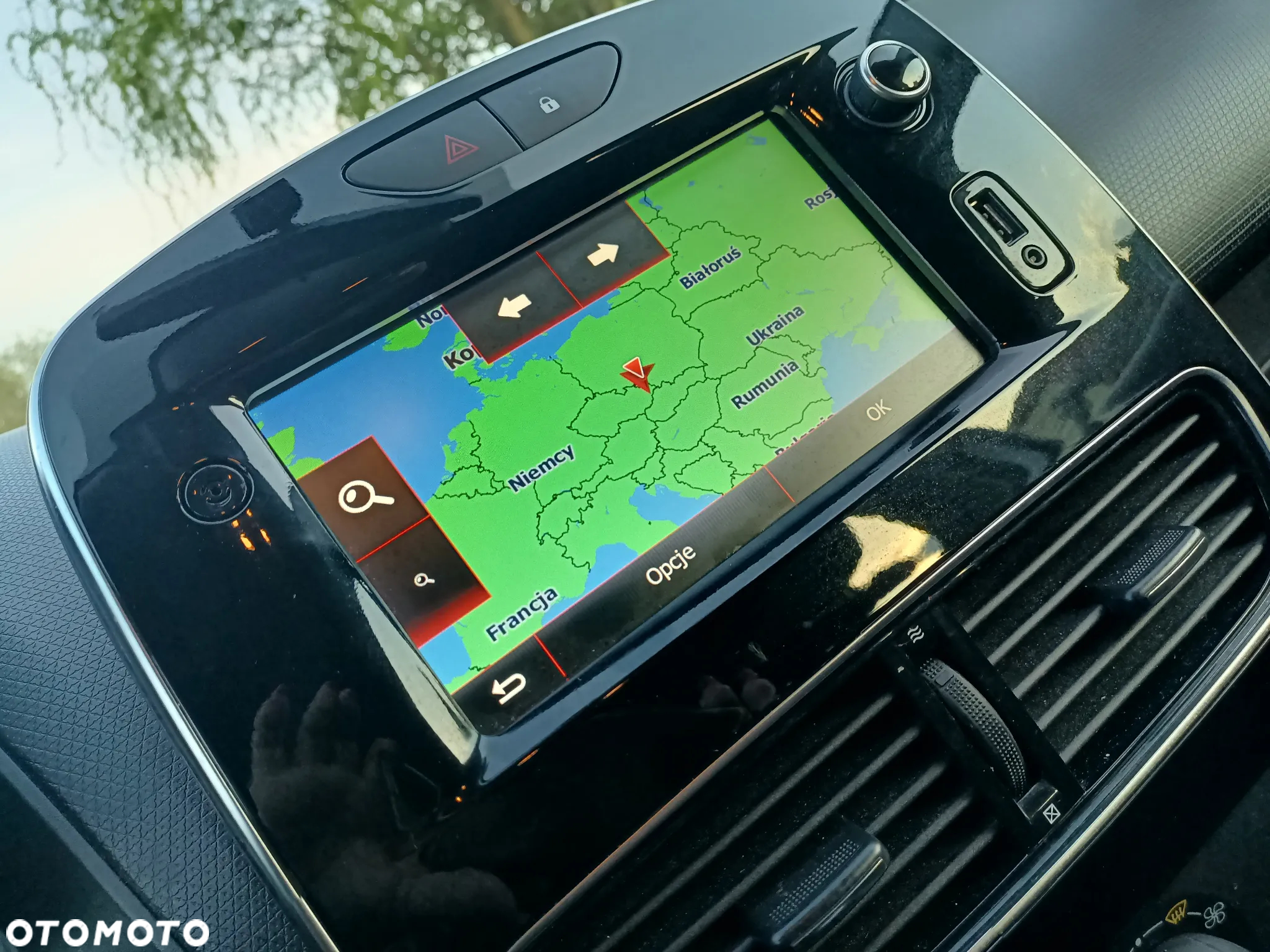 Renault Clio - 21