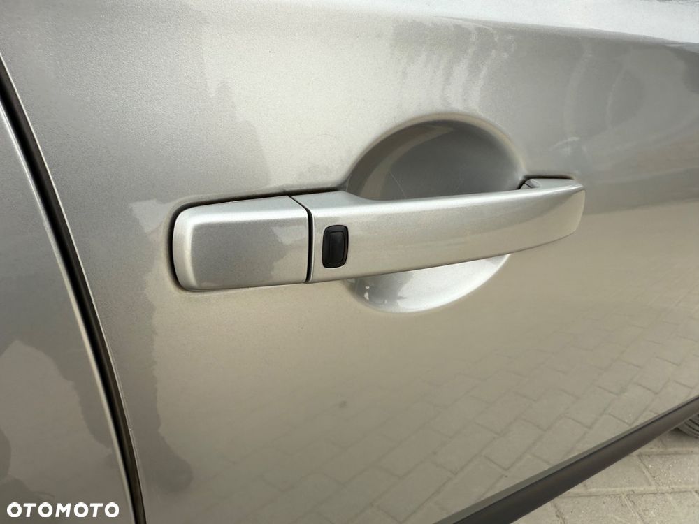 Nissan Qashqai 2.0 tekna - 13