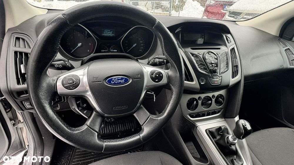 Ford Focus - 10
