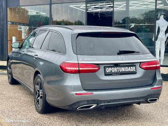 Mercedes-Benz E 300 de 4Matic 9G-TRONIC AMG Line - 29