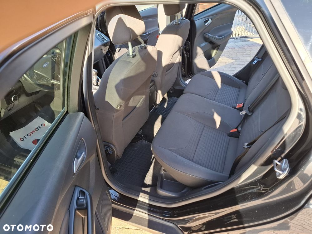 Ford Focus 1.0 EcoBoost Titanium - 10