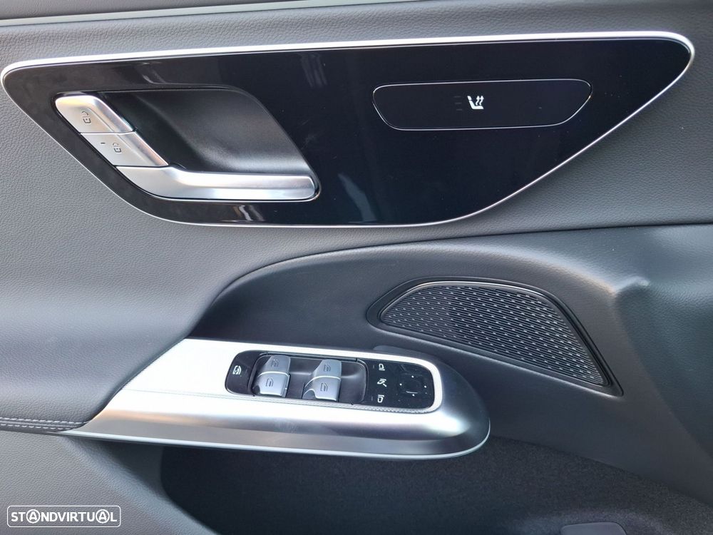 Mercedes-Benz E 220 d - 18