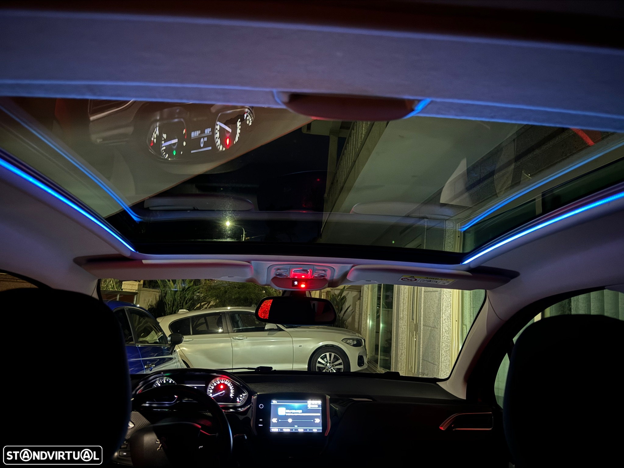 Peugeot 208 PureTech 82 Stop & Start Signature - 27