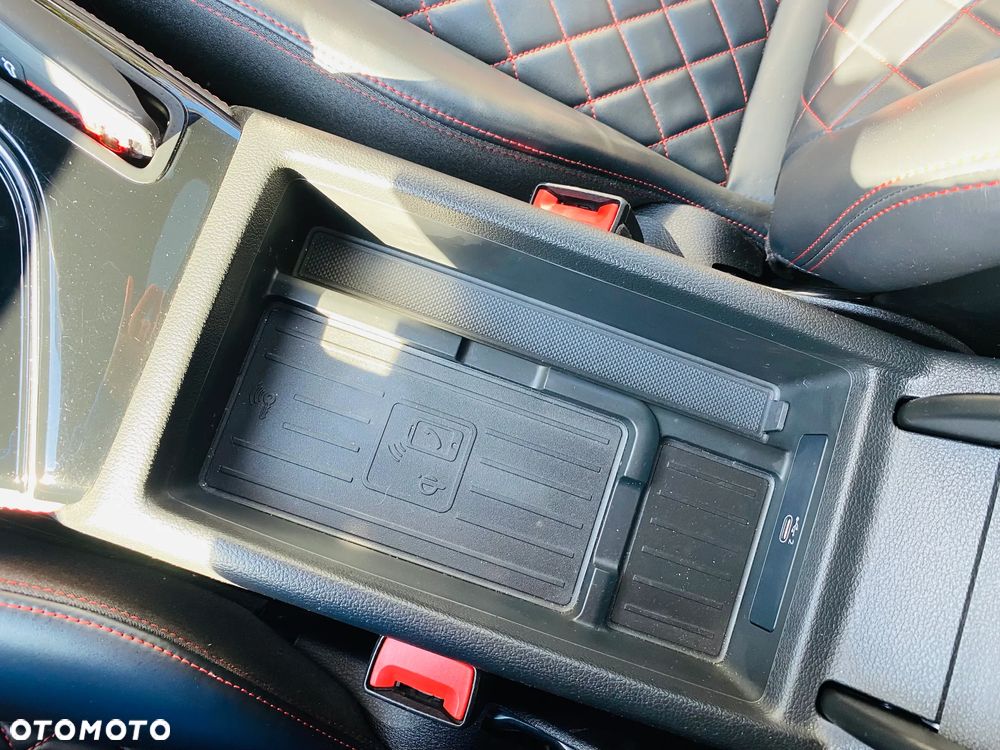 Audi A4 Limousine 45 TFSI mHEV Quattro Black Edition S tronic - 33