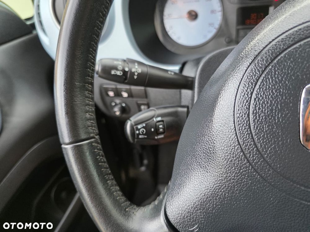 Citroën Berlingo Multispace HDi 115 FAP Exclusive - 25