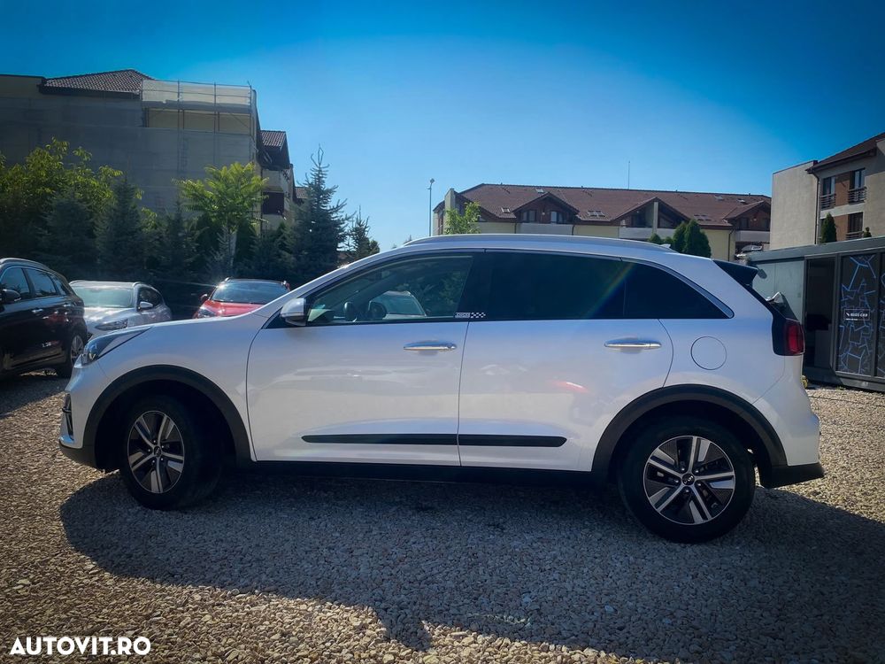 Kia Niro 1.6 GDI HEV 2WD OPF Aut. Vision - 6