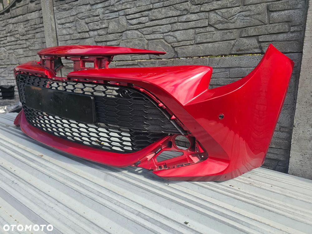 Toyota Corolla E21 18r hb kombi ZDERZAK PRZOD - 3