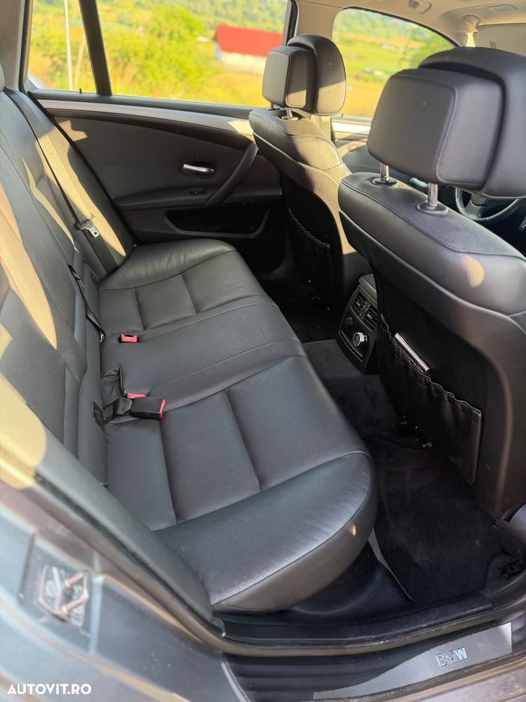 BMW Seria 5 520d Aut. - 4