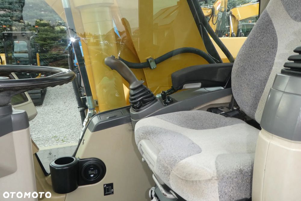 Caterpillar M315C Z NIEMIEC TRZY ŁYZKI - 25