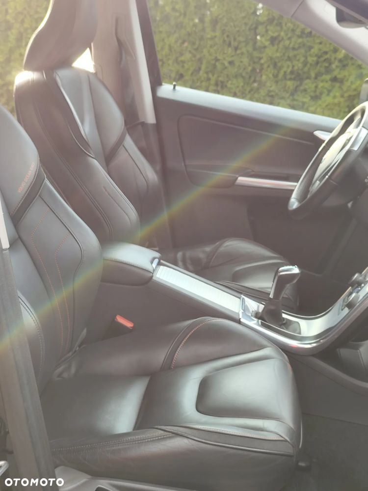 Volvo XC 60 D3 Ocean Race - 12