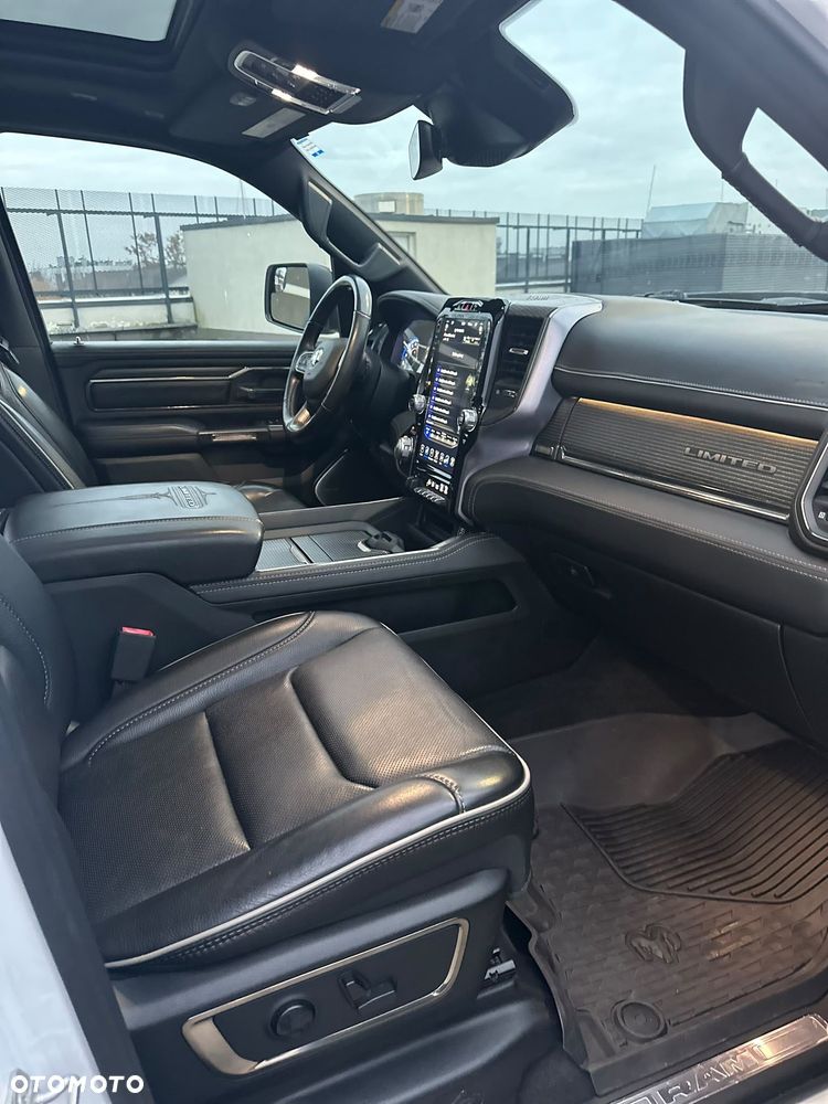RAM 1500 - 20