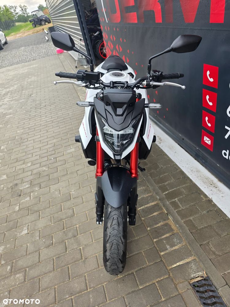 Honda Hornet - 15
