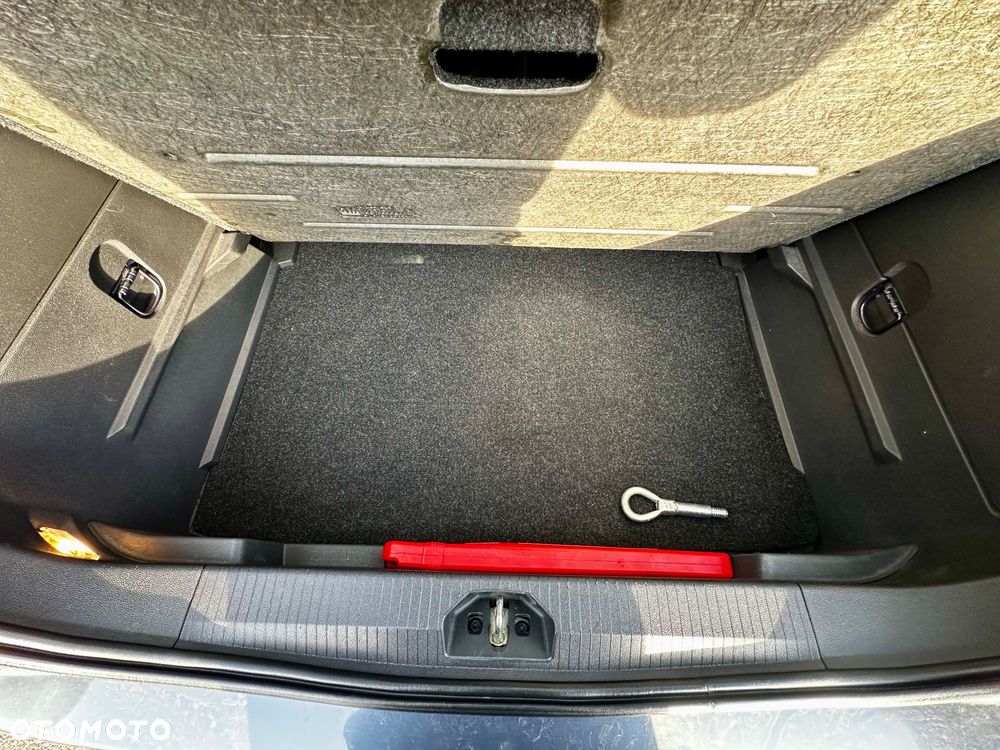 Opel Corsa 1.2 16V Essentia - 10