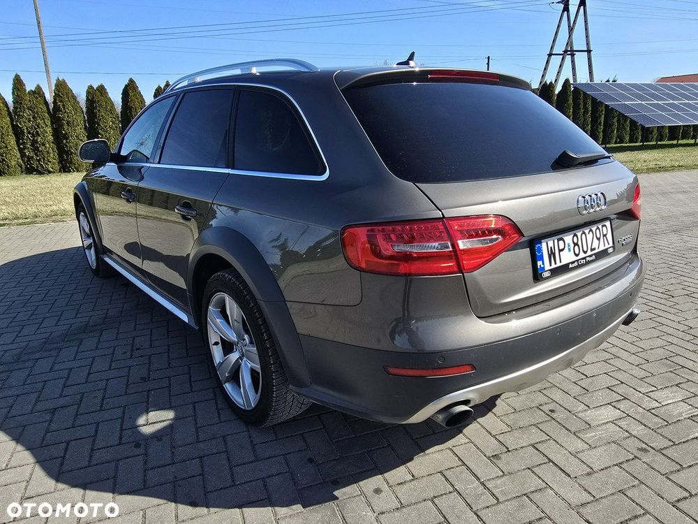 Audi A4 Allroad - 12