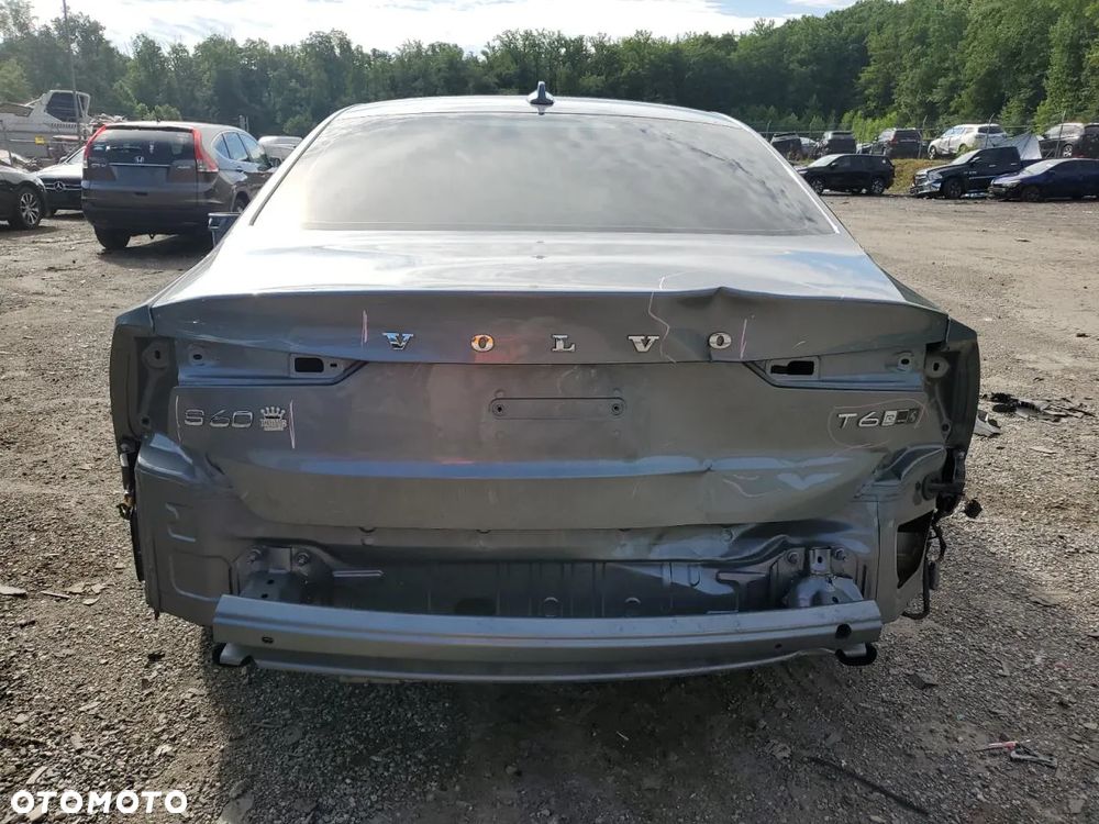 Volvo S60 T6 AWD R-Design - 6