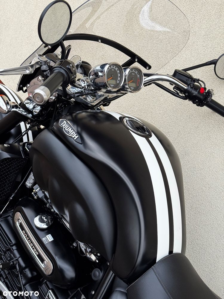 Triumph Inny - 5